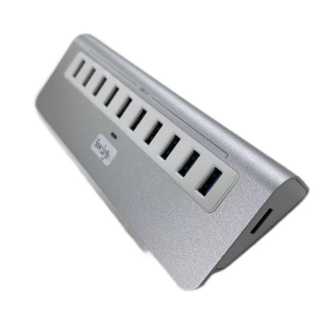 Adaptateur USB A à USB C à 10 ports pour le chargement de smartphones et de tablettes