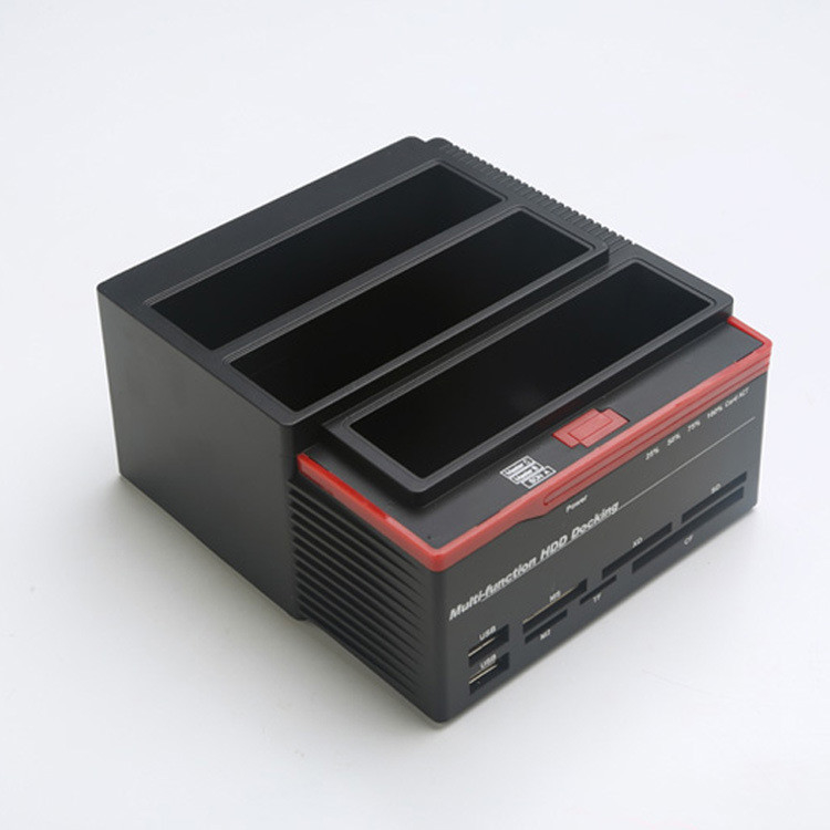 Station d'accueil HDD Ssd pour plusieurs disques SATA 3.5 avec clonage hors ligne